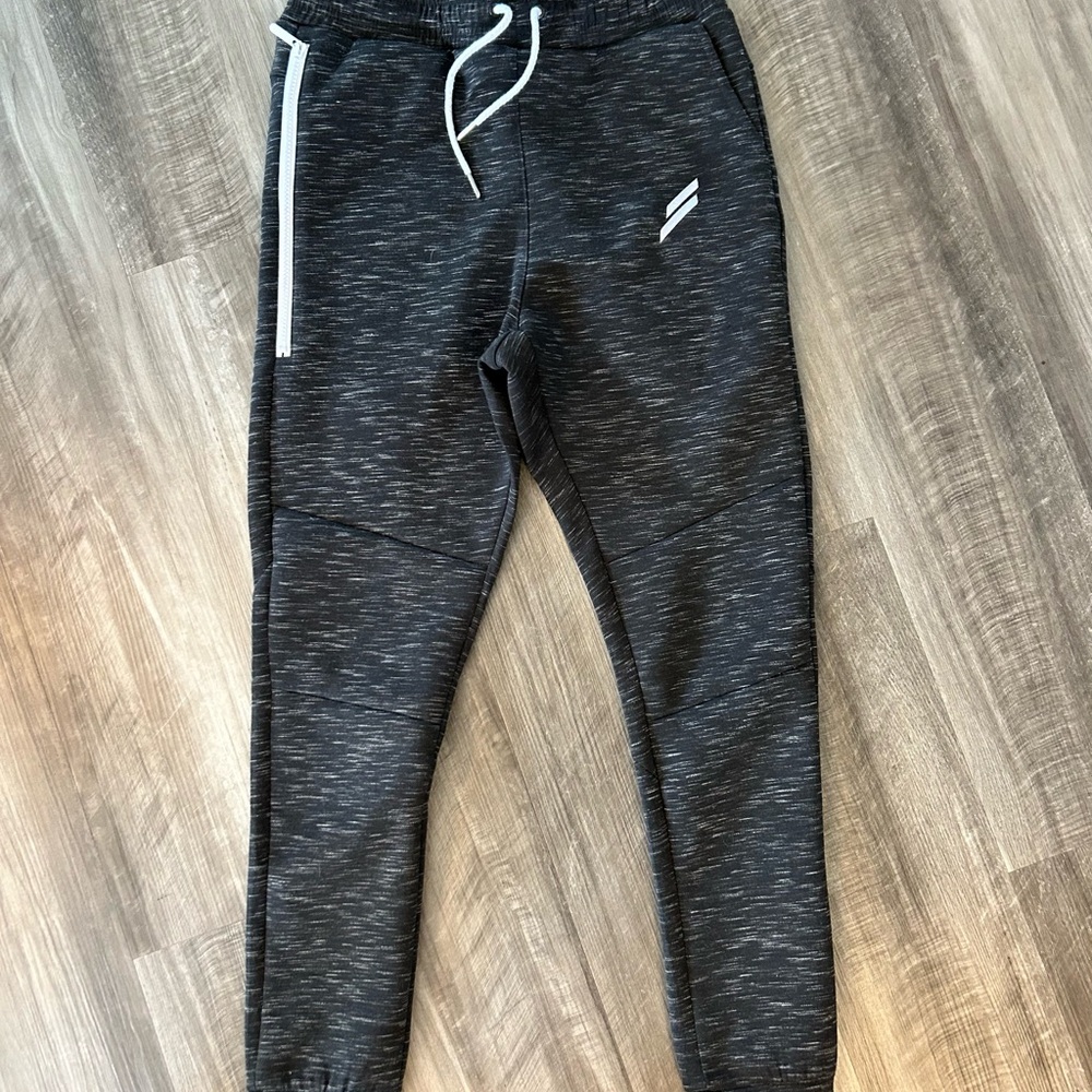DOYOUEVEN Charcoal Men’s Joggers